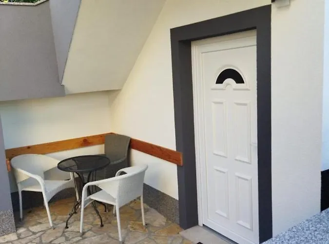 D Gostinjska kuća Premantura