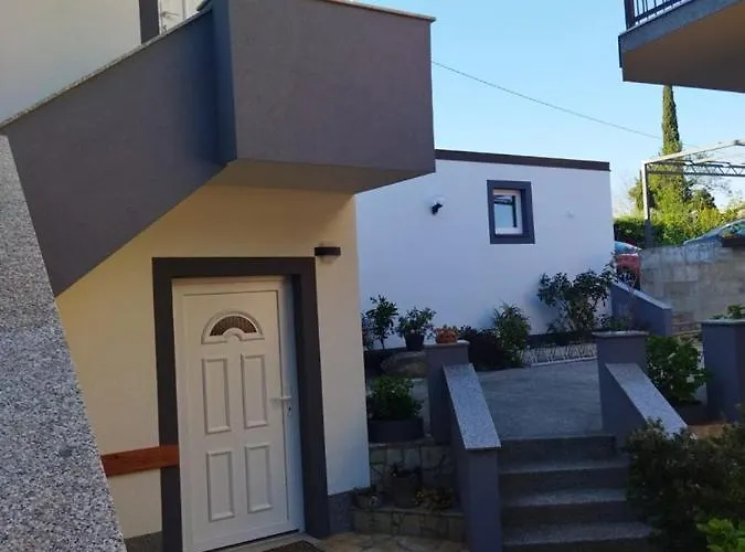 D Gostinjska kuća Premantura