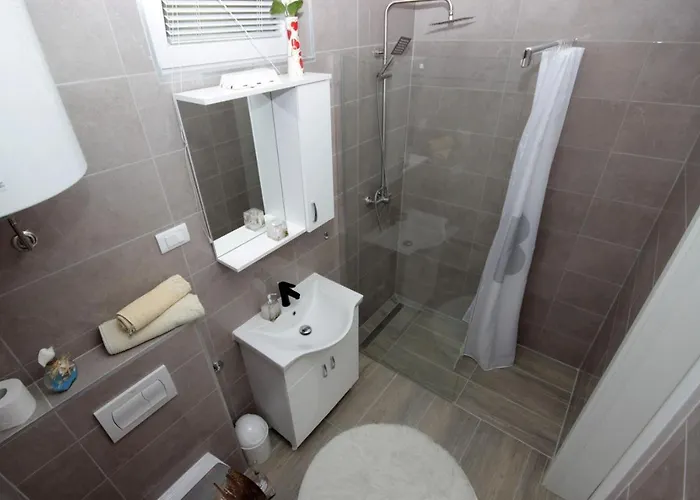 Gostinjska kuća D Premantura